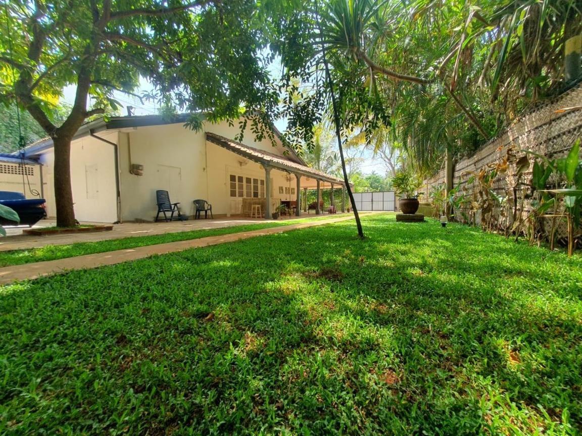 Agora Villa By Esperanza Tangalle Bagian luar foto