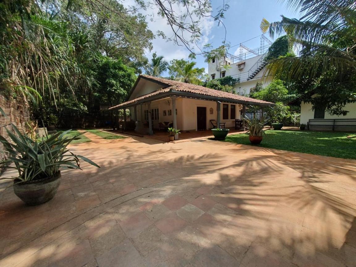 Agora Villa By Esperanza Tangalle Bagian luar foto